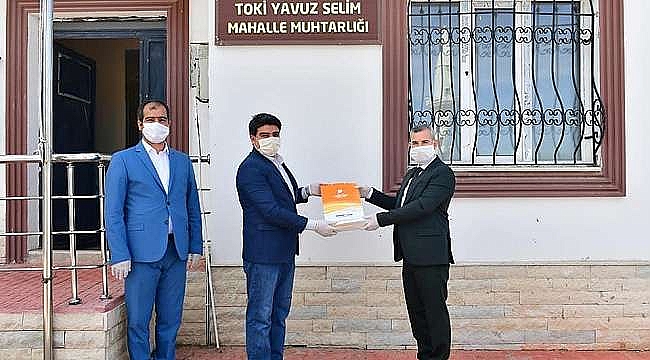 Başkan Çınardan Muhtarlara Temizlik Malzemesi