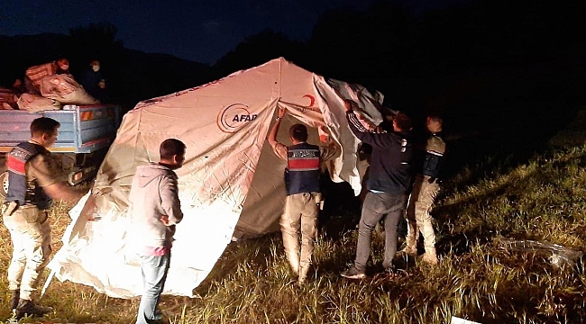 Malatya’da depremzedeler için çadırlar kuruldu 