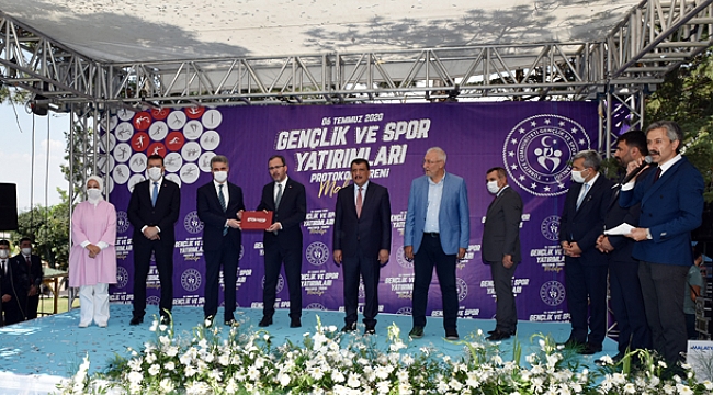 Gençlik ve Spor Bakanı Dr. Mehmet Kasapoğlu Malatya’da