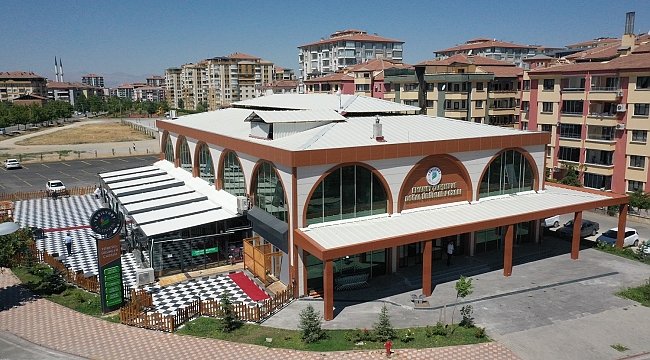 Yeşilyurt Belediyesi 2.Yeşil Gıda Marketi Hizmete Sundu