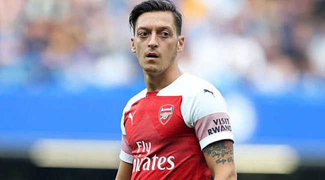 Mesut Özil’i Kadroya Almayan Hoca Vicdanım Rahat Dedi