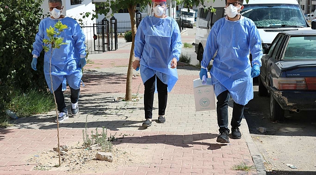 Maske takmayan şahsı uyaran müezzin darp edildi