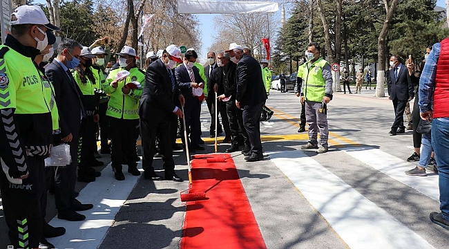 Yaya geçitlerinde ‘kırmızı çizgi’ dönemi 