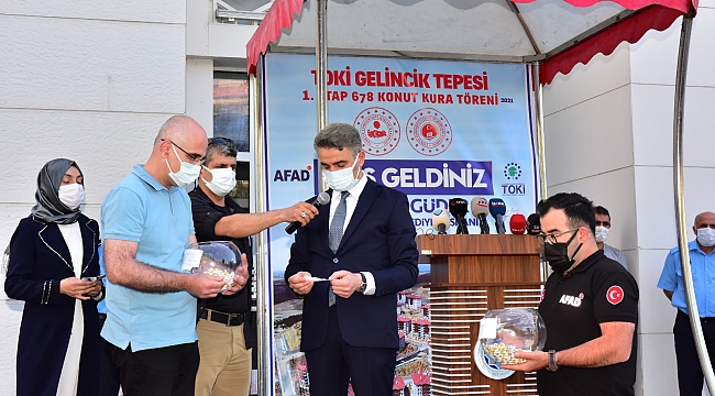 Gelincik Tepesi 1. Etap 678 Konut Anahtar Teslim Töreni Düzenlendi