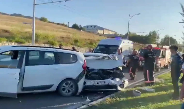 Malatya'da trafik kazaları: 4 yaralı