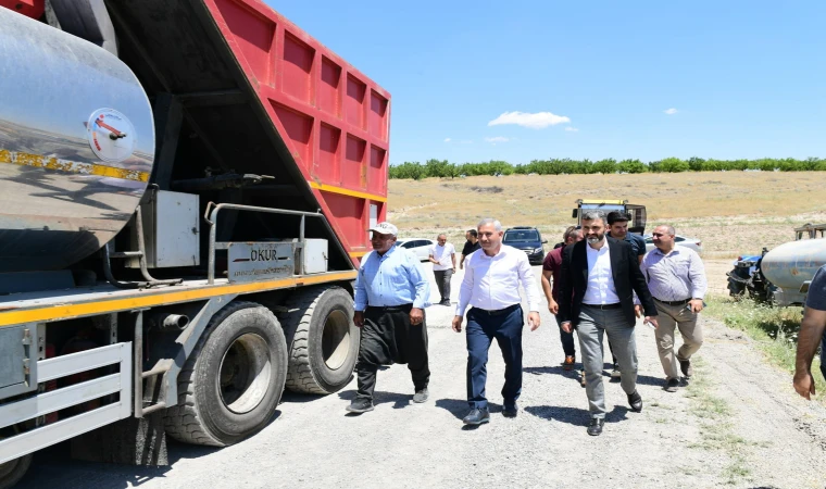 YEŞİLYURT BELEDİYESİ, KIRSAL BÖLGELERİN ULAŞIM AĞINI AKICI VE KONFORLU HALE GETİRİYOR