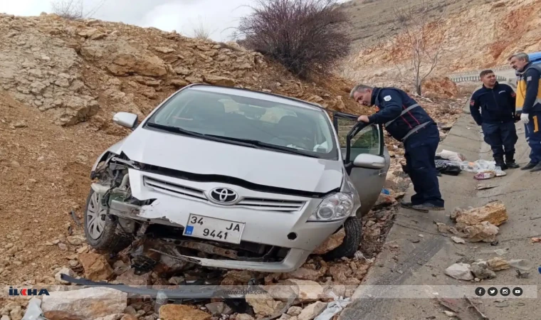 Malatya’da otomobil kanala düştü: 3 yaralı