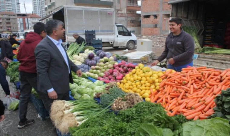 Ali Karakuş Pazar Esnafını Gezdi