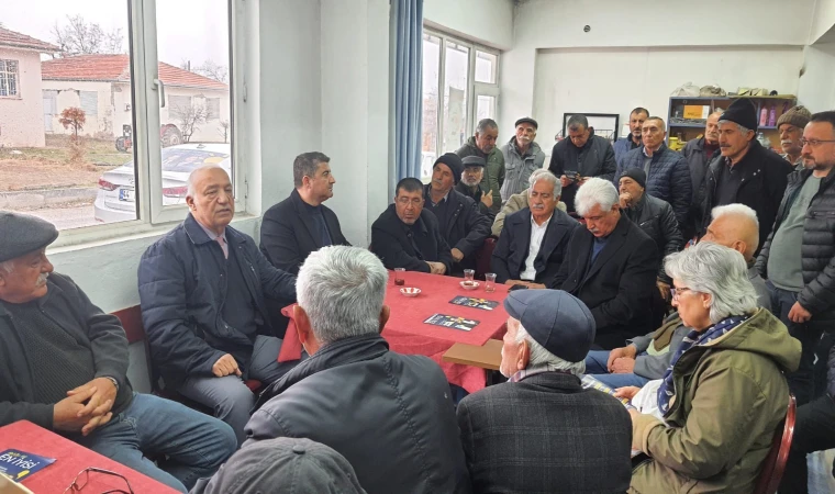 İYİ PARTİ ADAYLARI ŞEYHMUZ GÖÇMEZ VE ALİ HELVACI YEŞİLYURT’UN MAHALLE SAKİNLERİ İLE BİR AYARA GELDİ